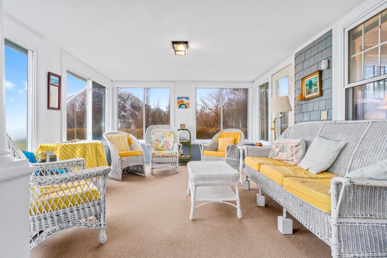 Andrews Point Ocean Home ロックポート エクステリア 写真