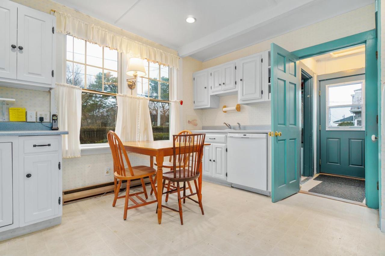 Andrews Point Ocean Home ロックポート エクステリア 写真